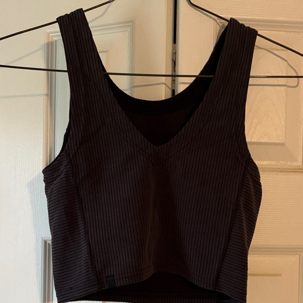Lululemon black cropped ribbed tank -size 2